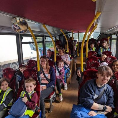 6eaa8a93-4387-41cc-af07-4573547450911x1